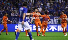 bsports体育-危机四伏：对手劲旅咬着后脖子不放